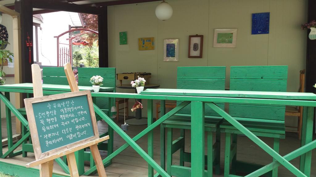 Charm Pension Gapyeong Exteriör bild